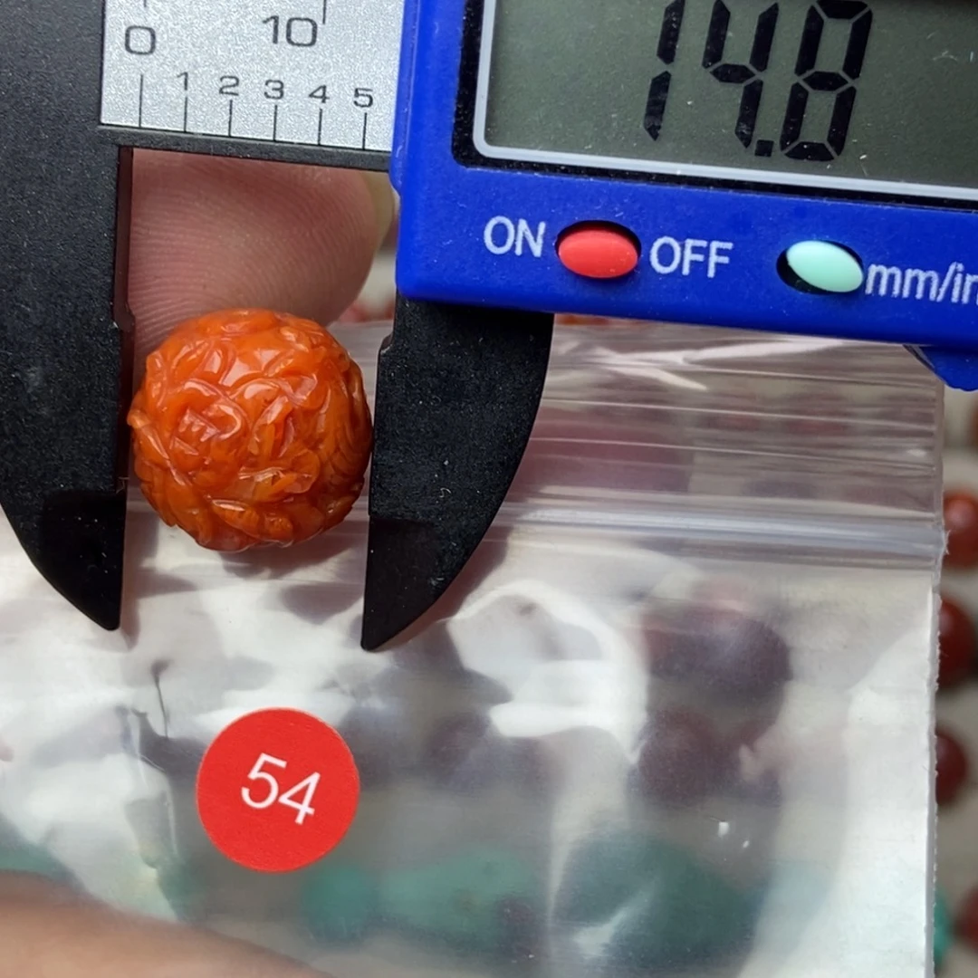 南红玛瑙未镶嵌南红玛瑙有瑕疵