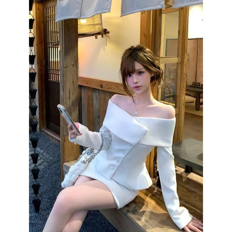 韩系小性感时尚纯欲休闲百搭小众长袖一字肩上衣高腰包臀半身裙女