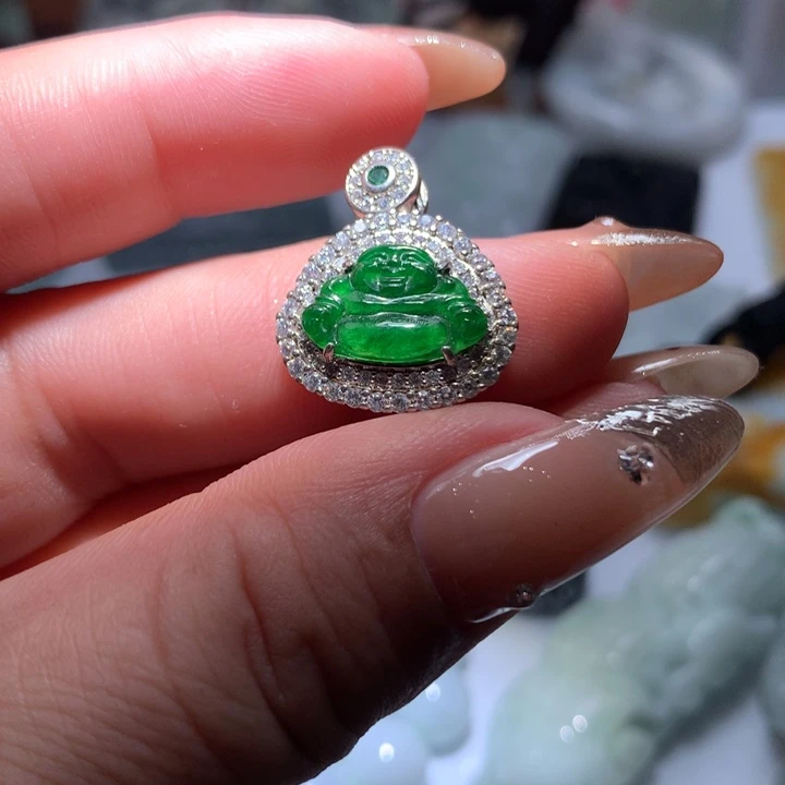 翡翠未镶嵌颈饰保真天然A货翡翠