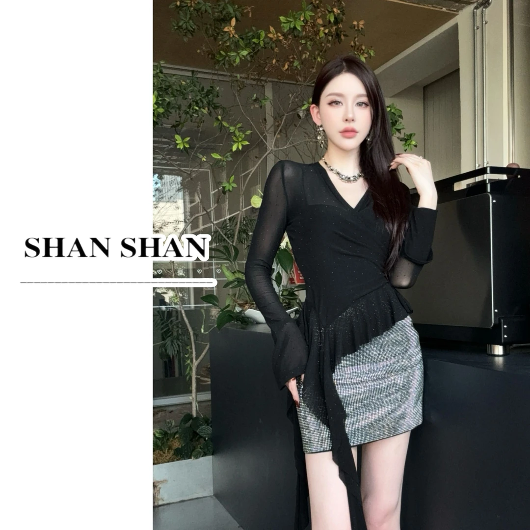 SS姗姗 秋季新款气质交叉领下摆飘带修身打底T恤上衣50870005-410