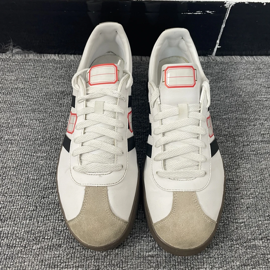 42码 桑巴 白黑 板鞋