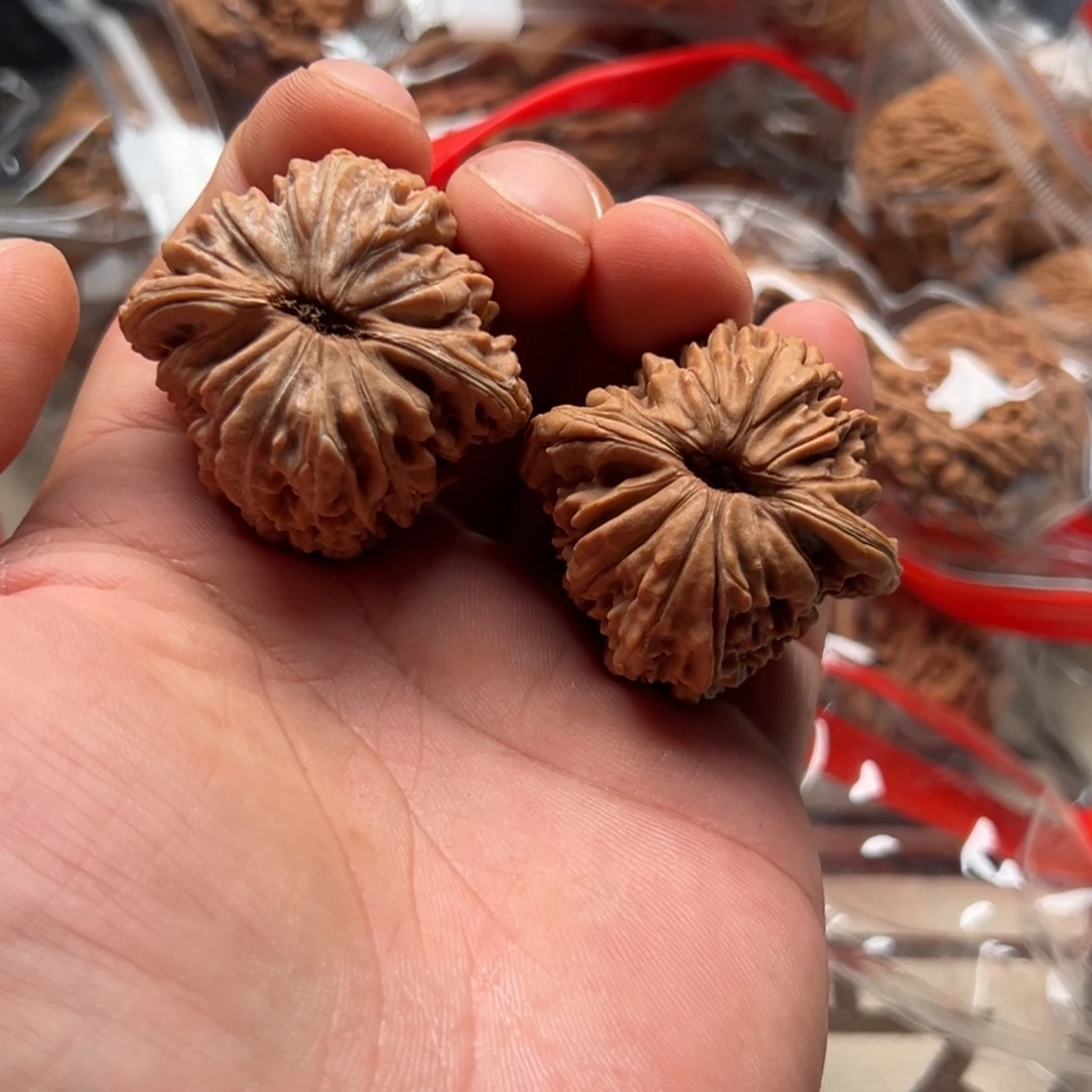 米***兰吊坠文玩核桃四座楼