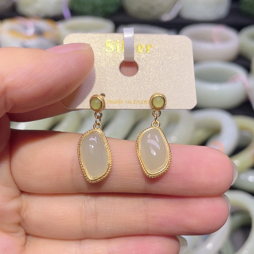 和田玉银S925镶嵌耳饰