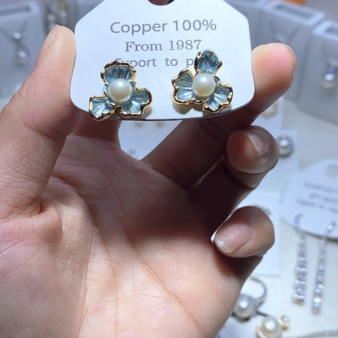 淡水珍珠耳饰未镶嵌