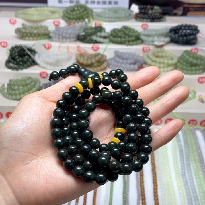 和田玉颈饰未镶嵌8m m