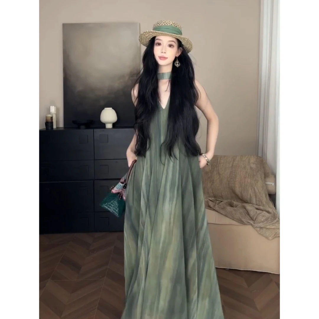 MARIE.COCO高级清冷感禅意晕染挂脖吊带连衣裙女海边度假气质长裙
