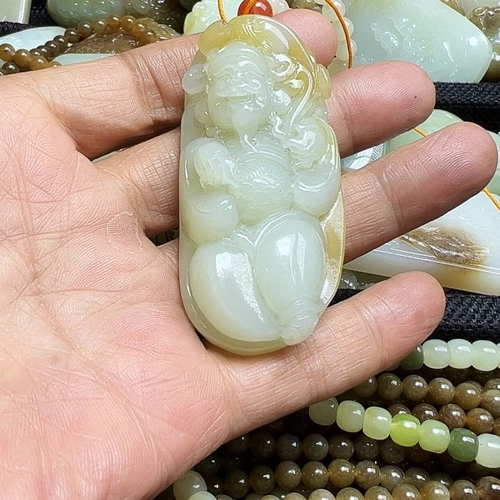 虎***山和田玉未镶嵌吊坠(不含链)