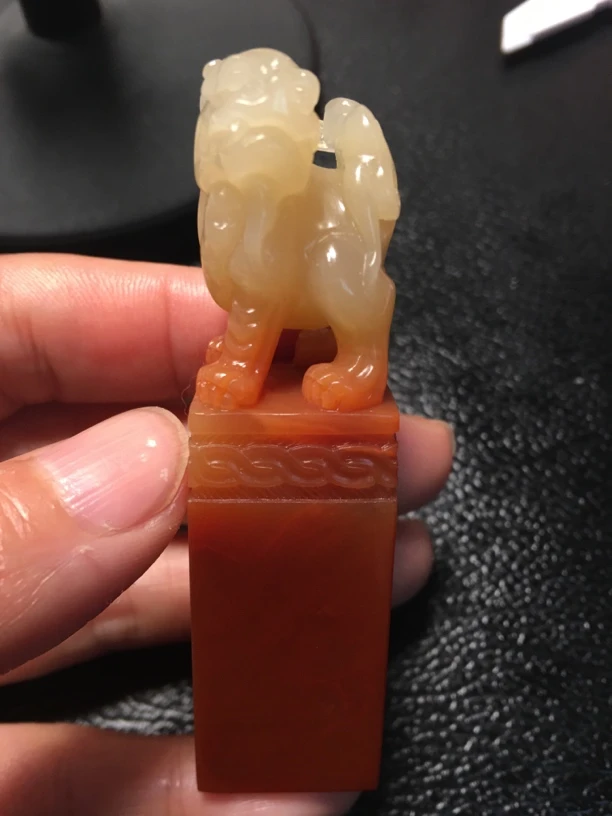 精品俏色芙蓉印章