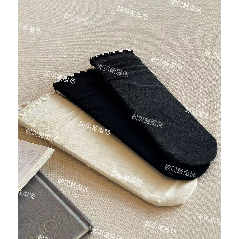 熙贝薇 早秋木耳花边设计纯色简约百搭中筒袜 G5178