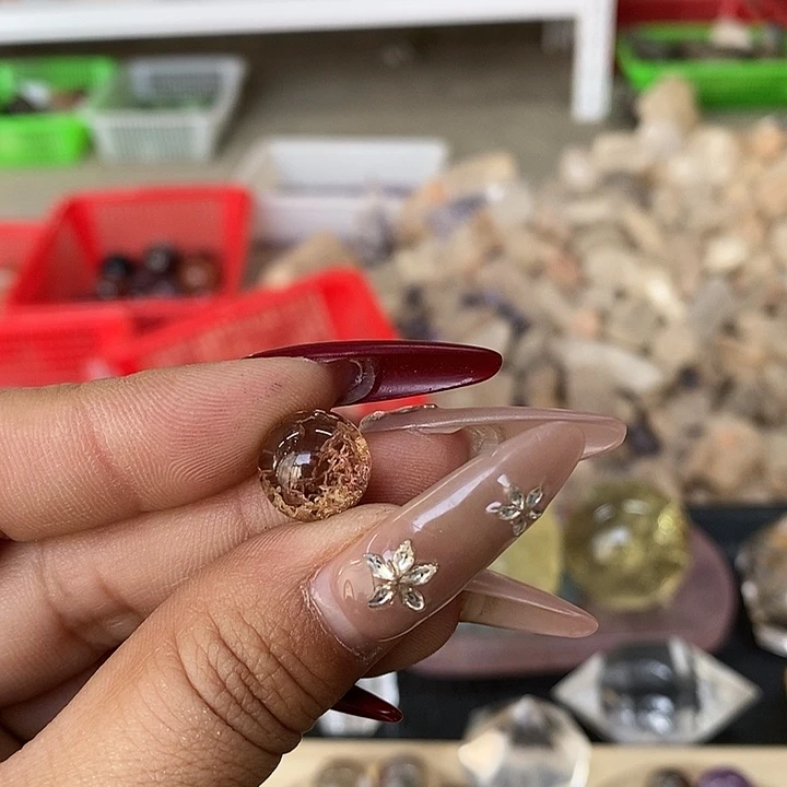 玲****珠宝半成品未镶嵌水晶