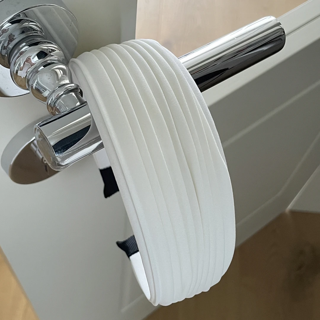 店主自留款！超时髦韩系褶皱宽版高颅顶发箍百搭极简必入款～