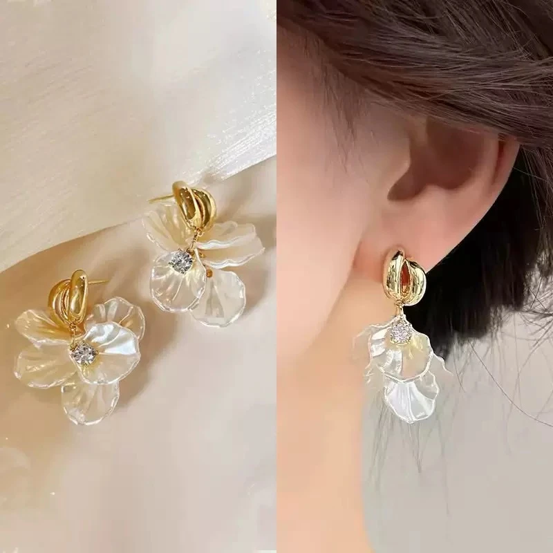 合金亚克力耳饰 【流苏花瓣】轻奢感海边度假风流苏花瓣耳钉7015