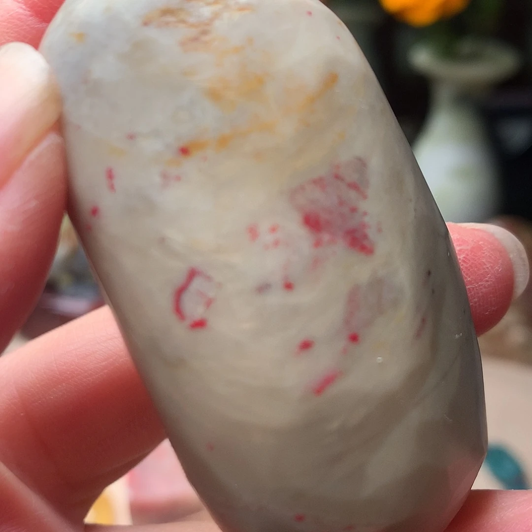 昌化石鸡血石手玩