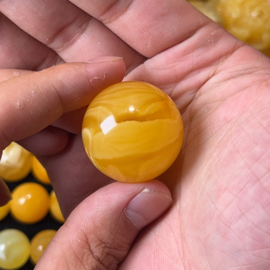 未镶嵌琥珀裸石蜜蜡焦皮料31.1毫米鸡油红