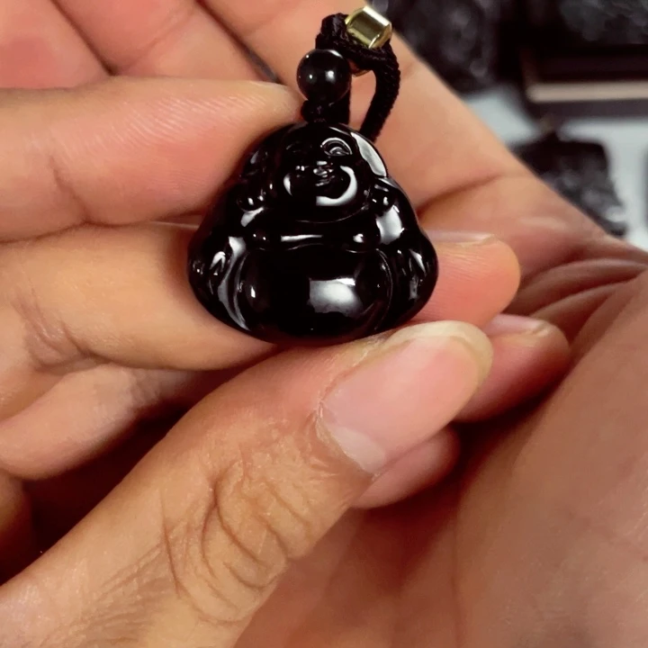 欣***姐翡翠未镶嵌颈饰佛公