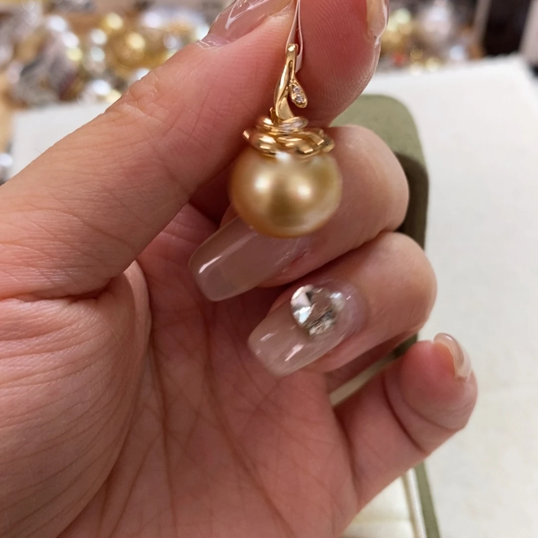 银S925镶嵌海水珍珠颈饰