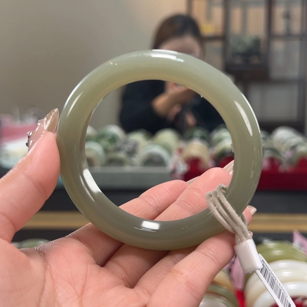 未镶嵌手镯和田玉C0031-57