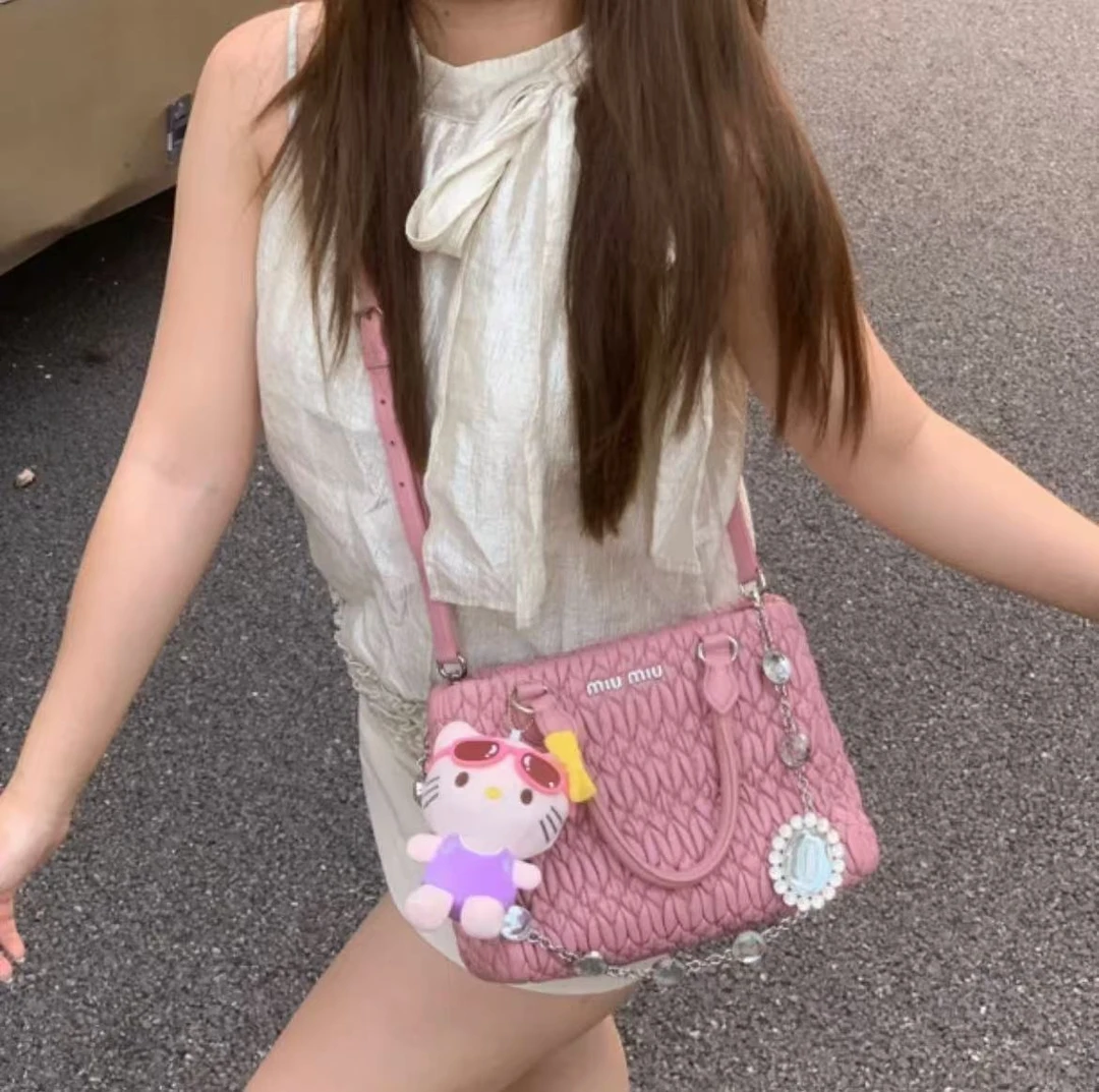 95新 MIU MIU/缪缪 GGS缪缪褶皱菜篮子粉色银扣羊皮/22934097