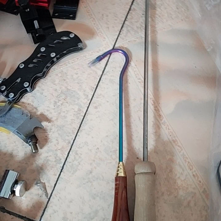 鱼钩买大送小两件套