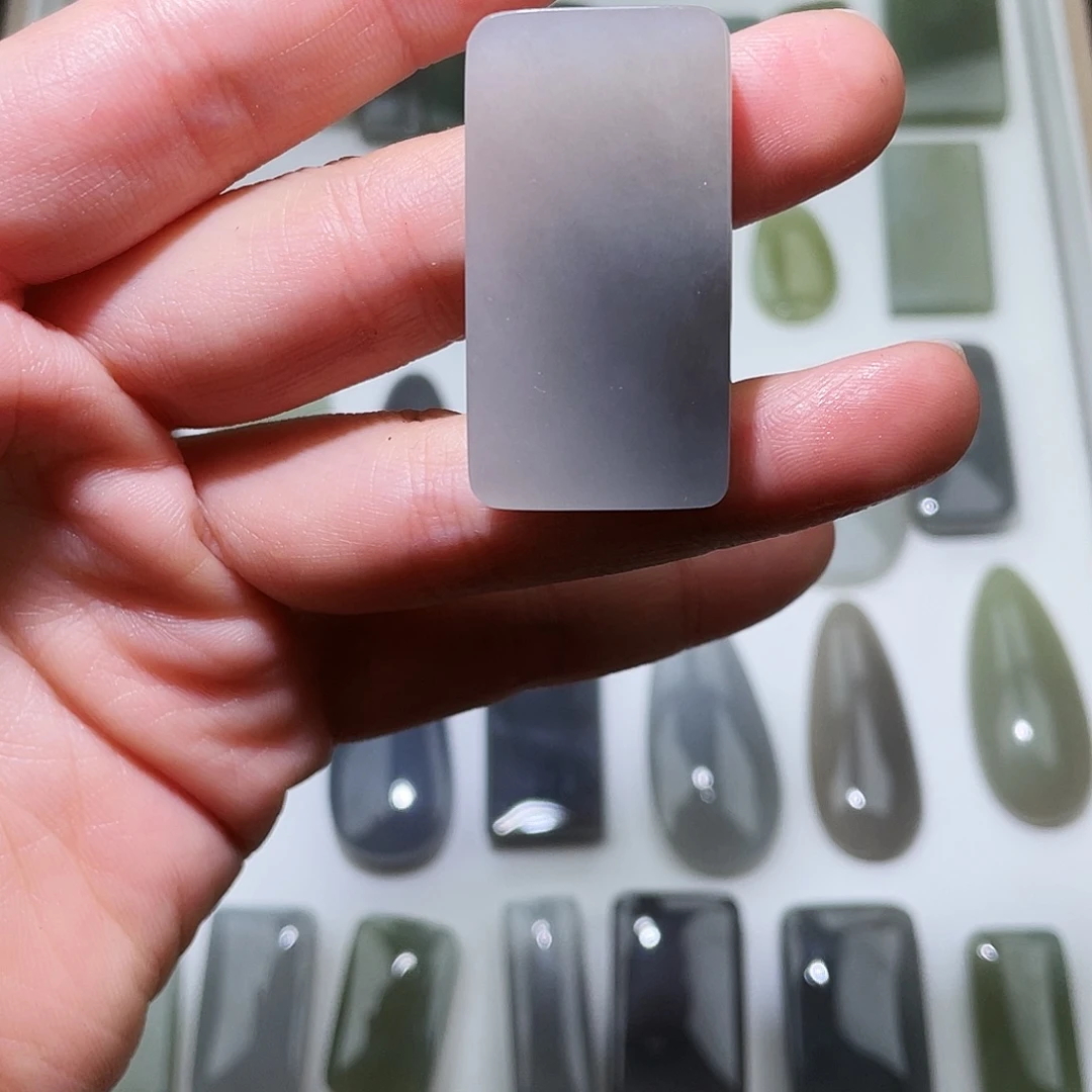 步***赢和田玉未镶嵌颈饰