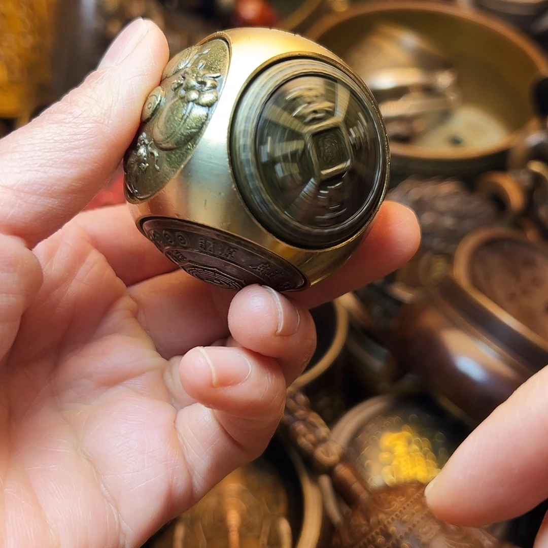 精美铜器工艺品等