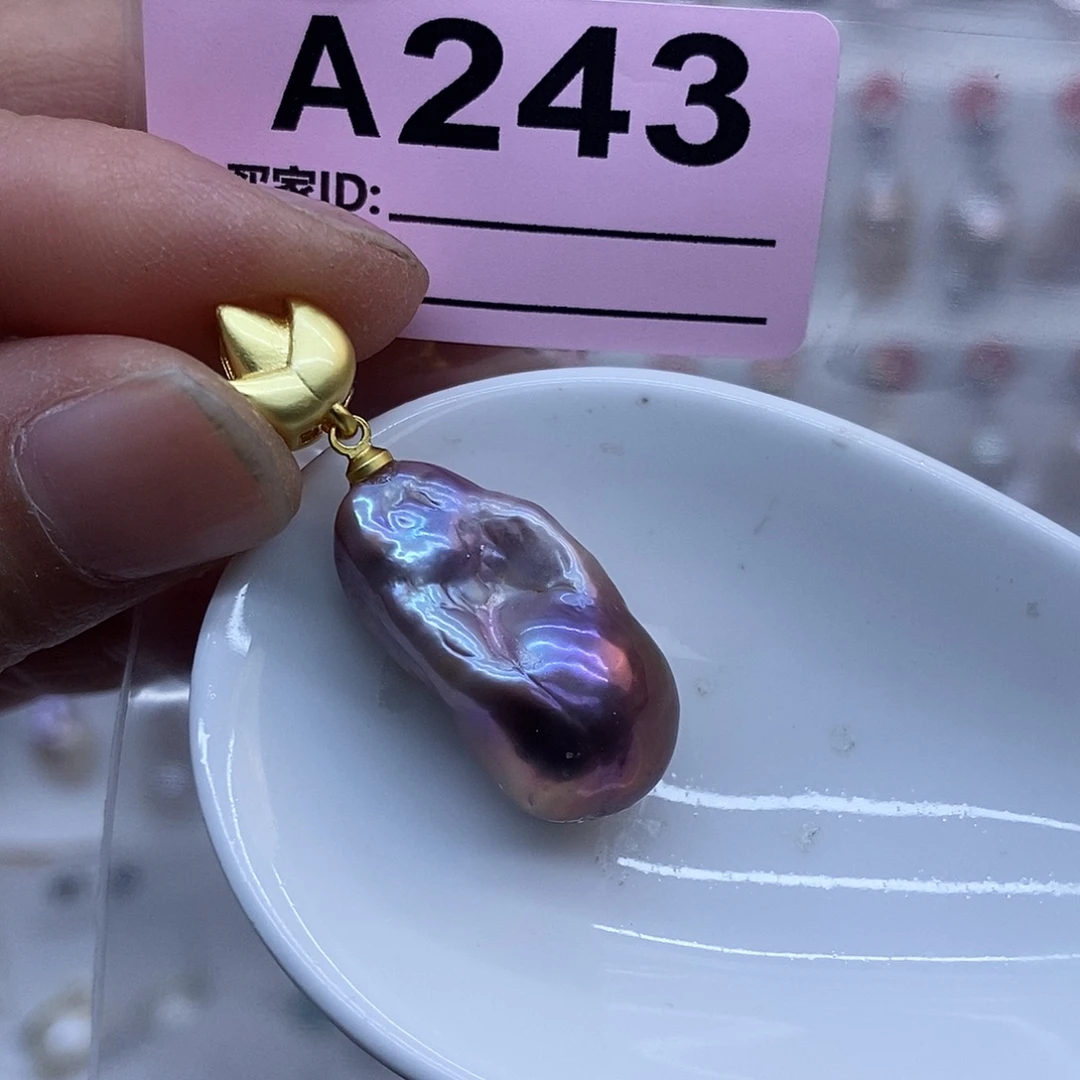 淡水珍珠颈饰未镶嵌