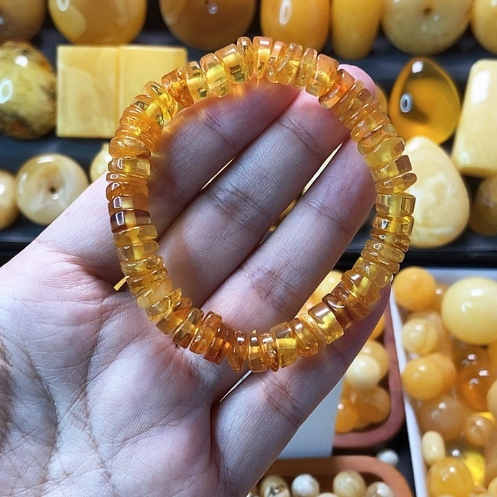 琥珀未镶嵌颈饰天然蜜蜡