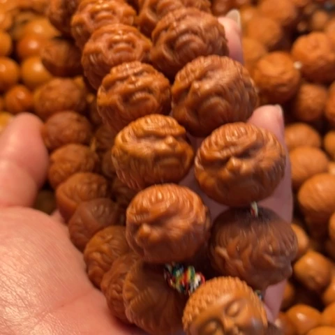 手串猴头核桃啊*玉舞台