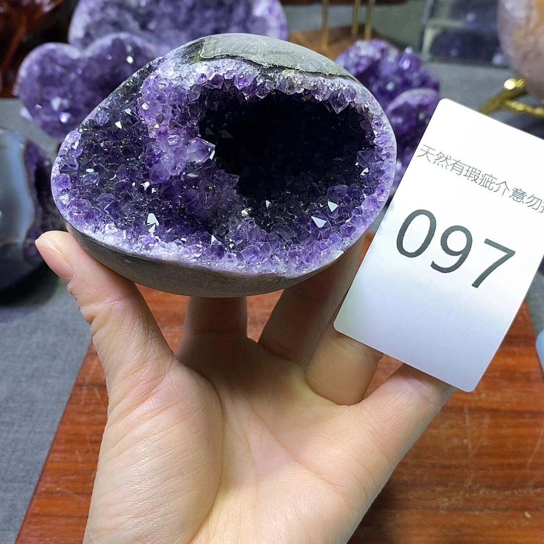 未镶嵌紫晶珠宝半成品