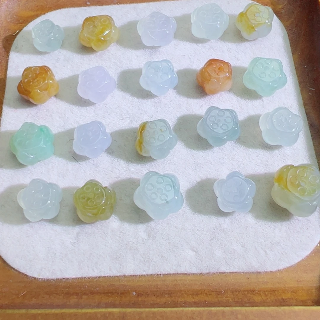 翡翠散珠莲花珠一颗