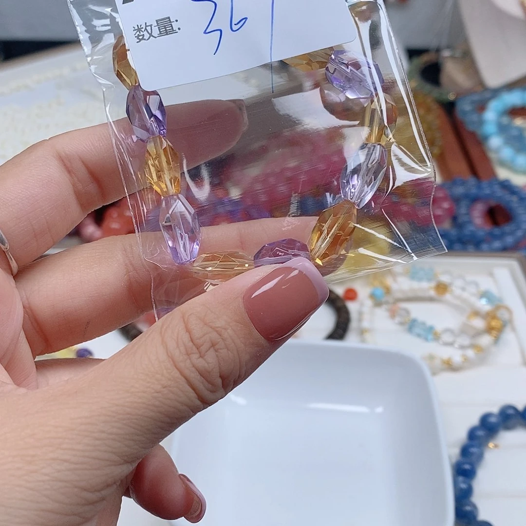 水晶手链未镶嵌?****?A37