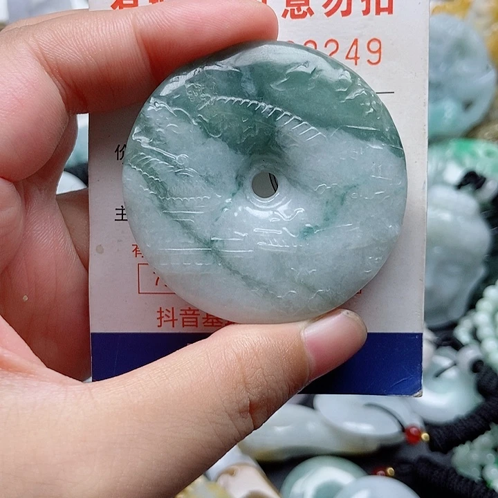 吊坠(不含链)未镶嵌翡翠1