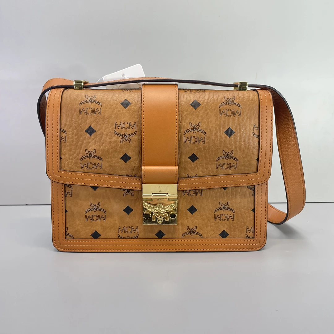 95新 MCM 媚姐/mcm干邑色大号达芙妮斜挎包25x18x8cmG031113