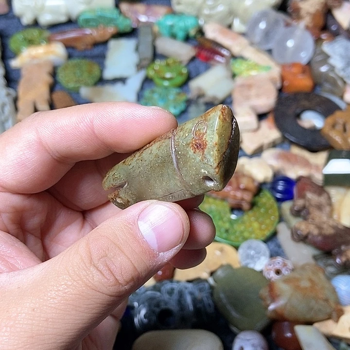 和田玉未镶嵌颈饰199