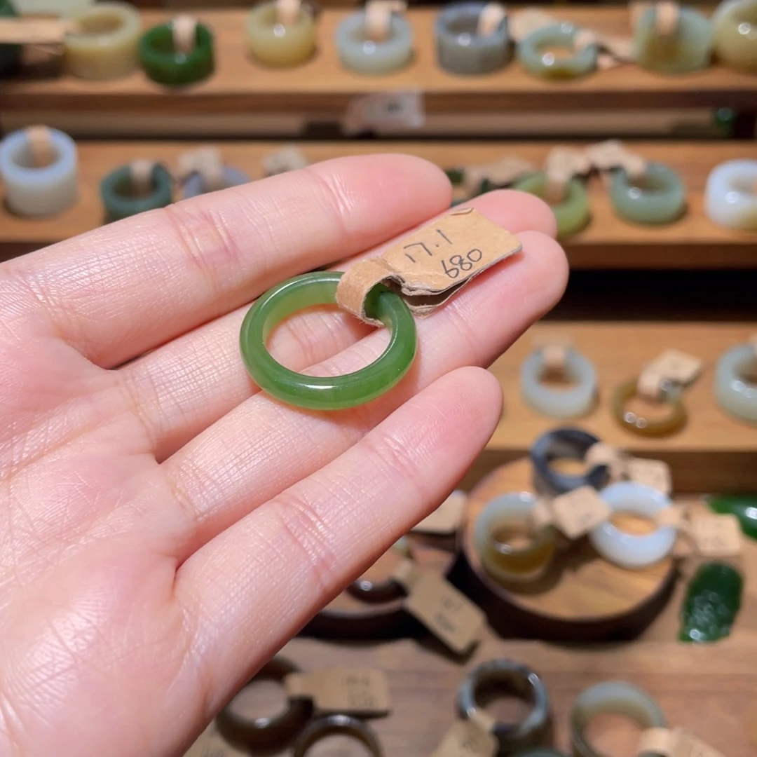 和田玉戒指未镶嵌?****菜17.1