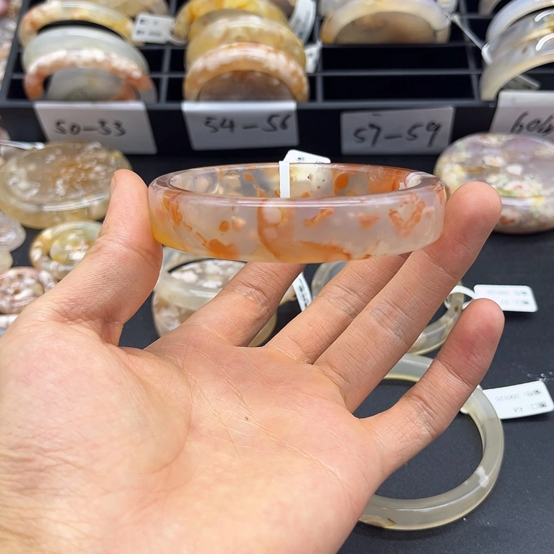 g***n玛瑙/玉髓未镶嵌颈饰