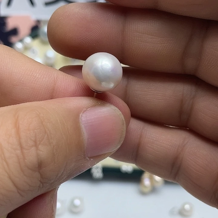 淡水珍珠银S925镶嵌耳饰