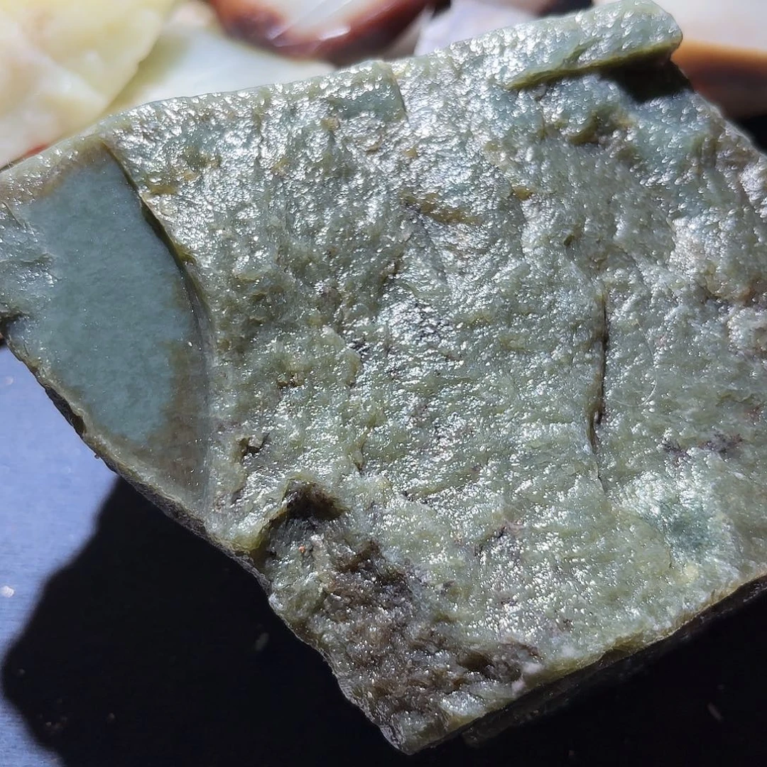 和田玉未镶嵌珠宝奇石