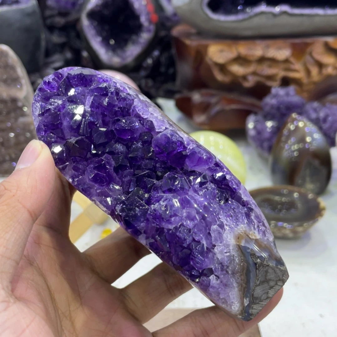 未镶嵌水晶珠宝半成品