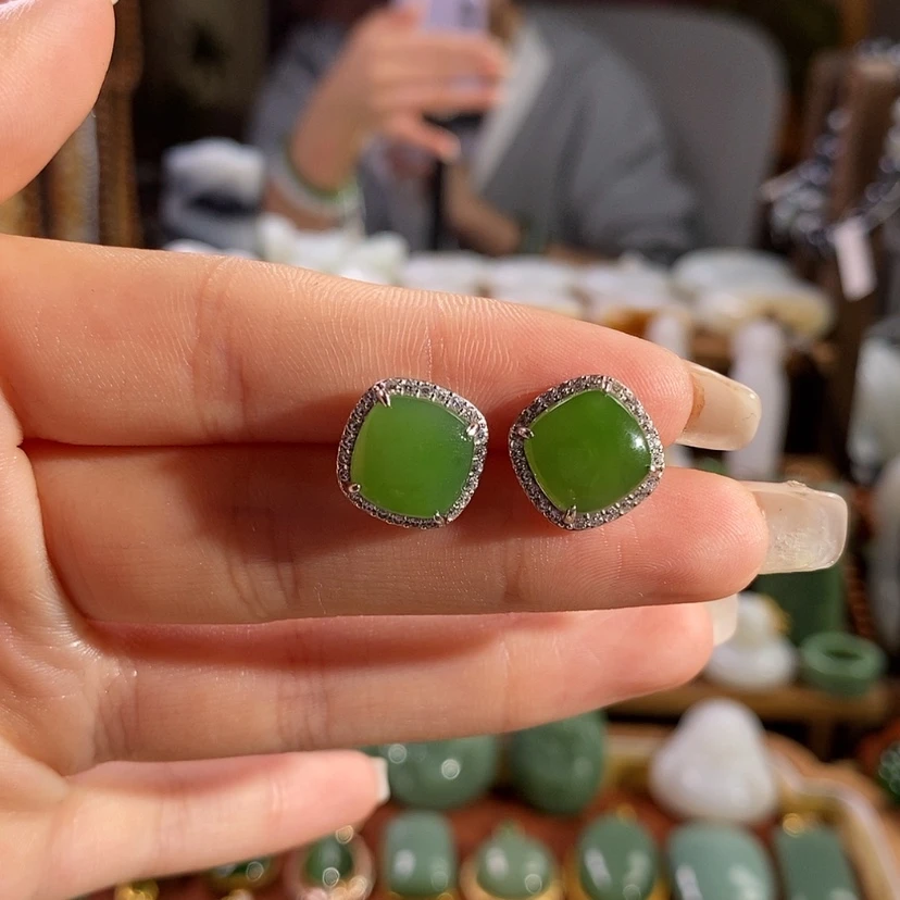 【闪购商品】吊坠(不含链)银S925镶嵌和田玉耳饰