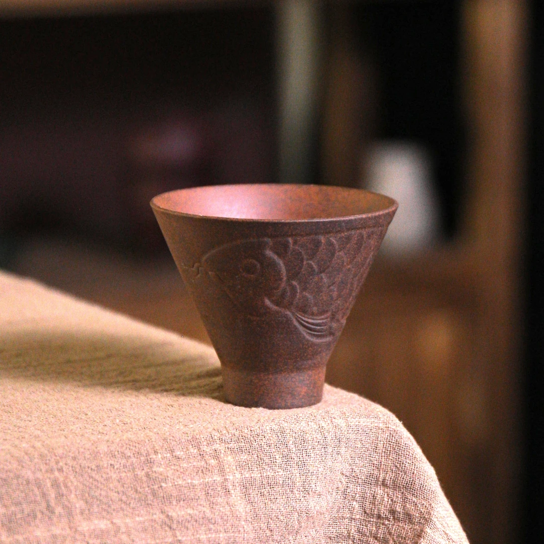 【拿放斋】龙鱼杯.3765.中式复古老岩泥客杯茶桌简约创意杯.SL