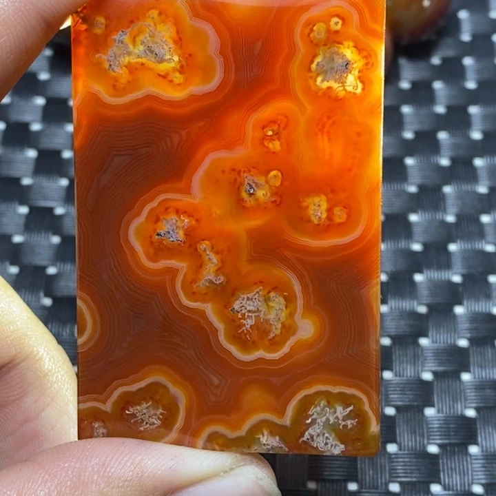玛瑙/玉髓颈饰未镶嵌马****8