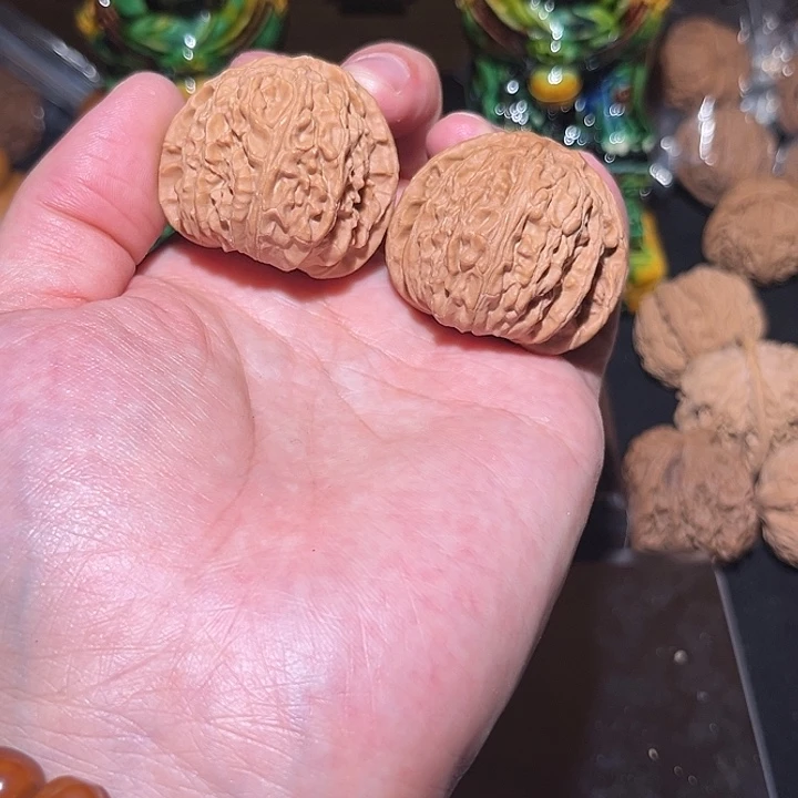 文玩核桃吊坠15.全白39