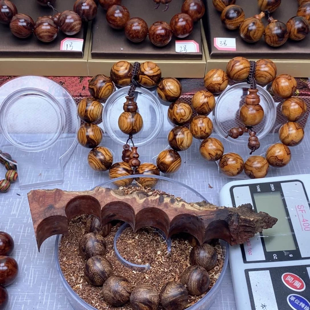 花梨木类如*花梨—1.8–黄花梨