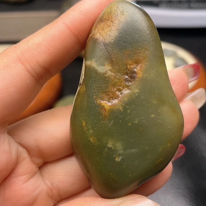 和田玉颈饰未镶嵌47