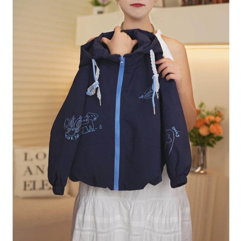 女童外套春秋款2025新款洋气童装春装女孩衣服薄款上衣儿童冲锋衣