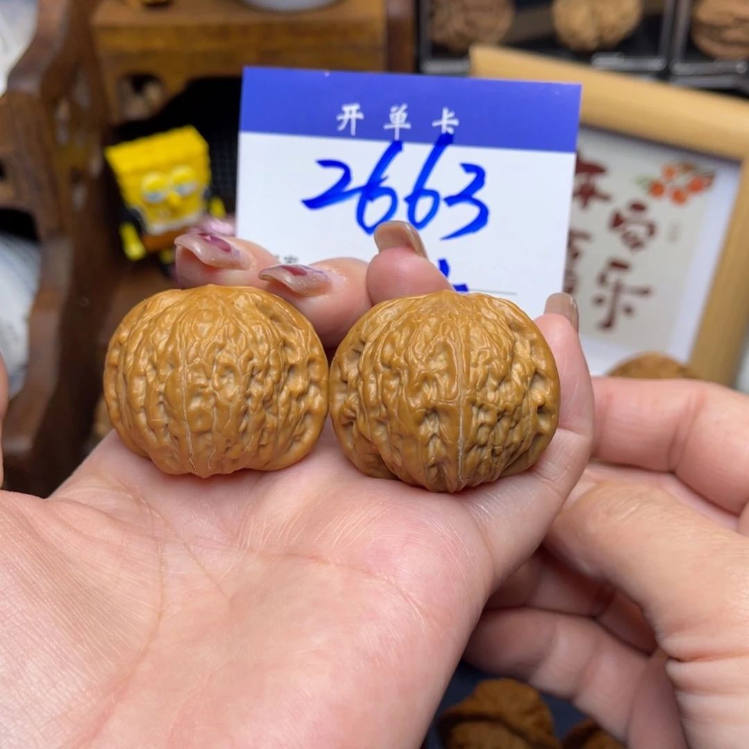 桃核把件铁锤38全品。李
