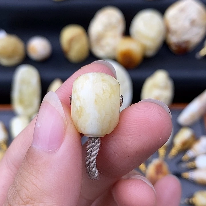 忘***去琥珀未镶嵌裸石12三通c121