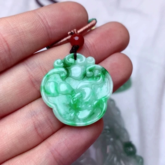 翡翠吊坠(不含链)未镶嵌