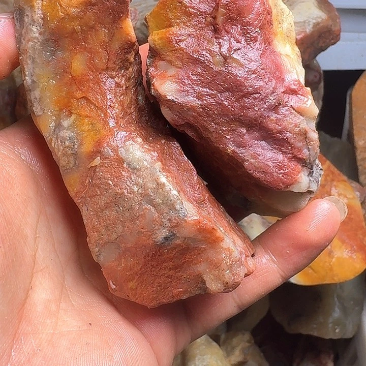 寿山石小****蜜寿山石的价格